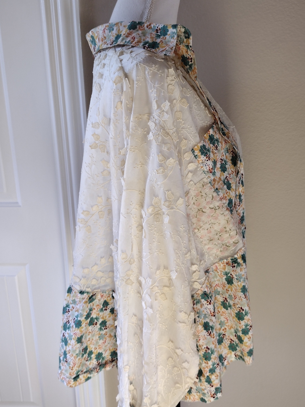NWOT POL Floral Patchwork Lace Shacket in Cream & Teal - Picture 12 of 15